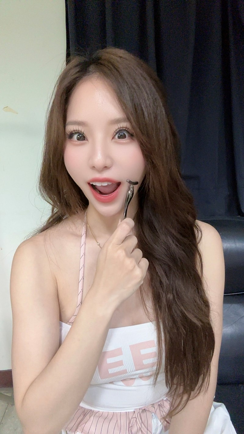 女人知己試用大隊,口碑行銷,部落客行銷,Ido醫朵 黑玫瑰修護抗老系列,船井生醫,Ido醫朵,黑玫瑰抗老修護系列,玫瑰波波,玫瑰繃帶,1緊2繃,媽媽界瘋傳延緩肌膚老化神器,拯救壓力疲勞肌,專櫃平替,媲美醫美,結合專櫃醫美效果,雙波類肉毒胜肽,高濃度普拉斯鏈,黑玫瑰重生緊膚金萃,黑玫瑰抗老膠原乳霜